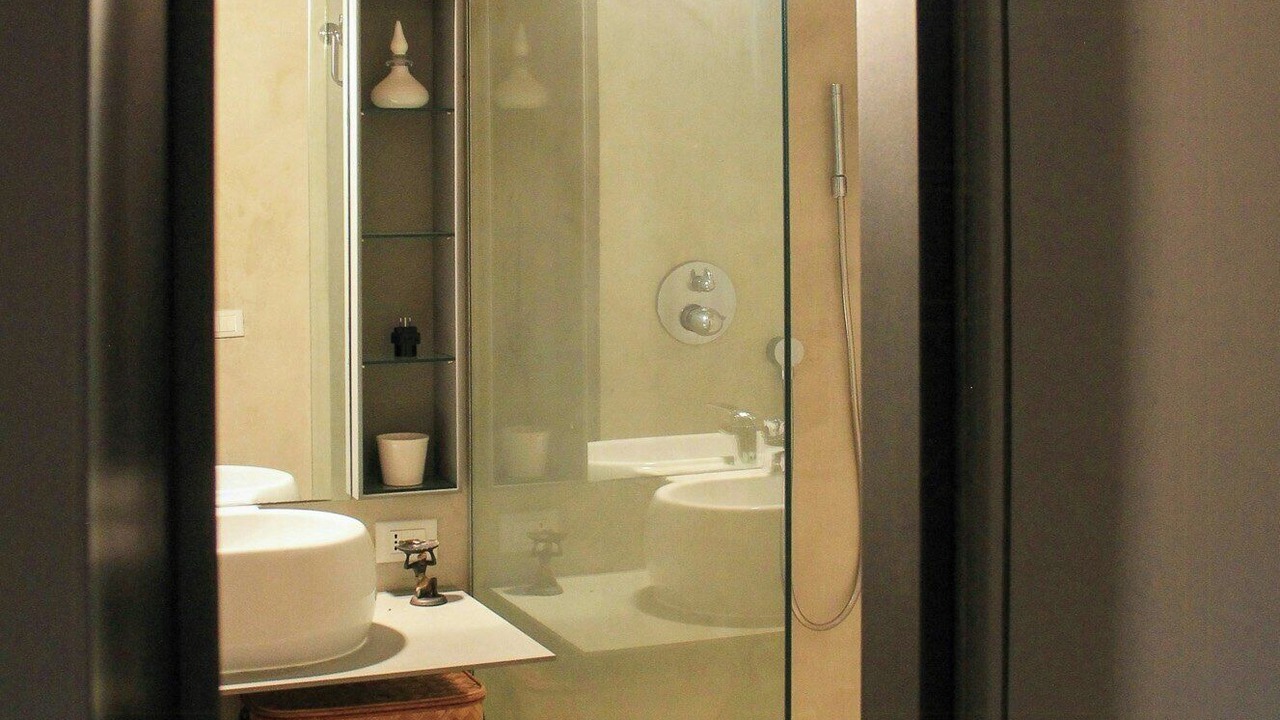 Photo of Bathroom in Aprilia