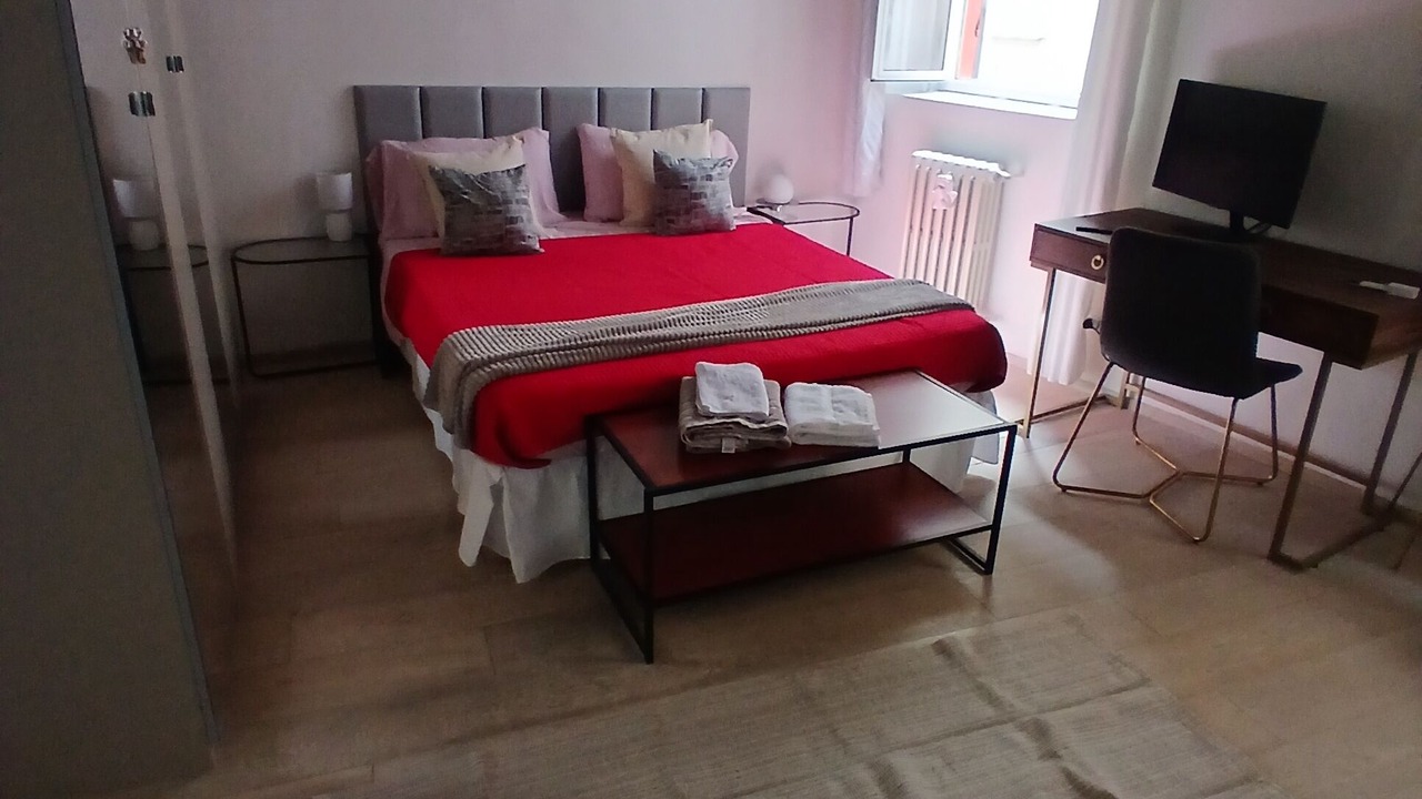Photo of Bedroom in Parma City Centre