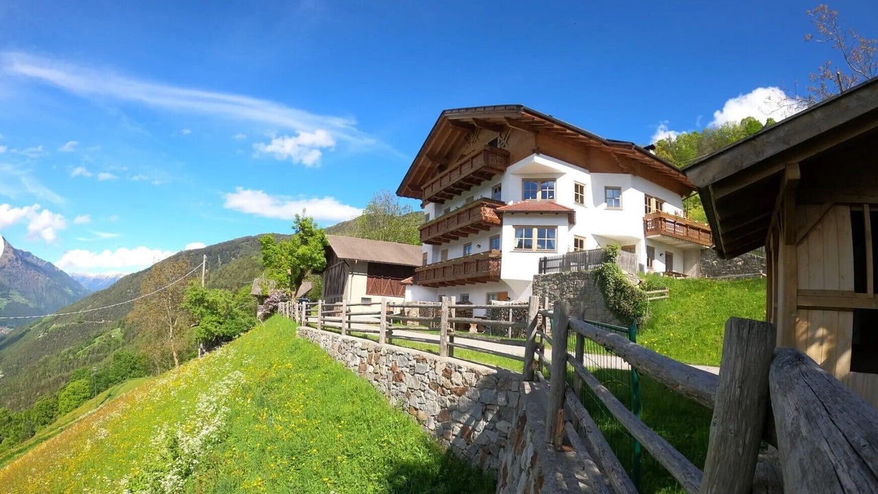 Photo of Outdoor in Plaus