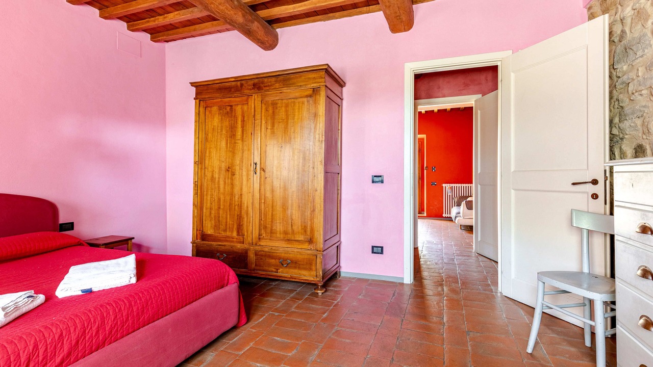 Photo of Bedroom in Castelfranco di Sopra