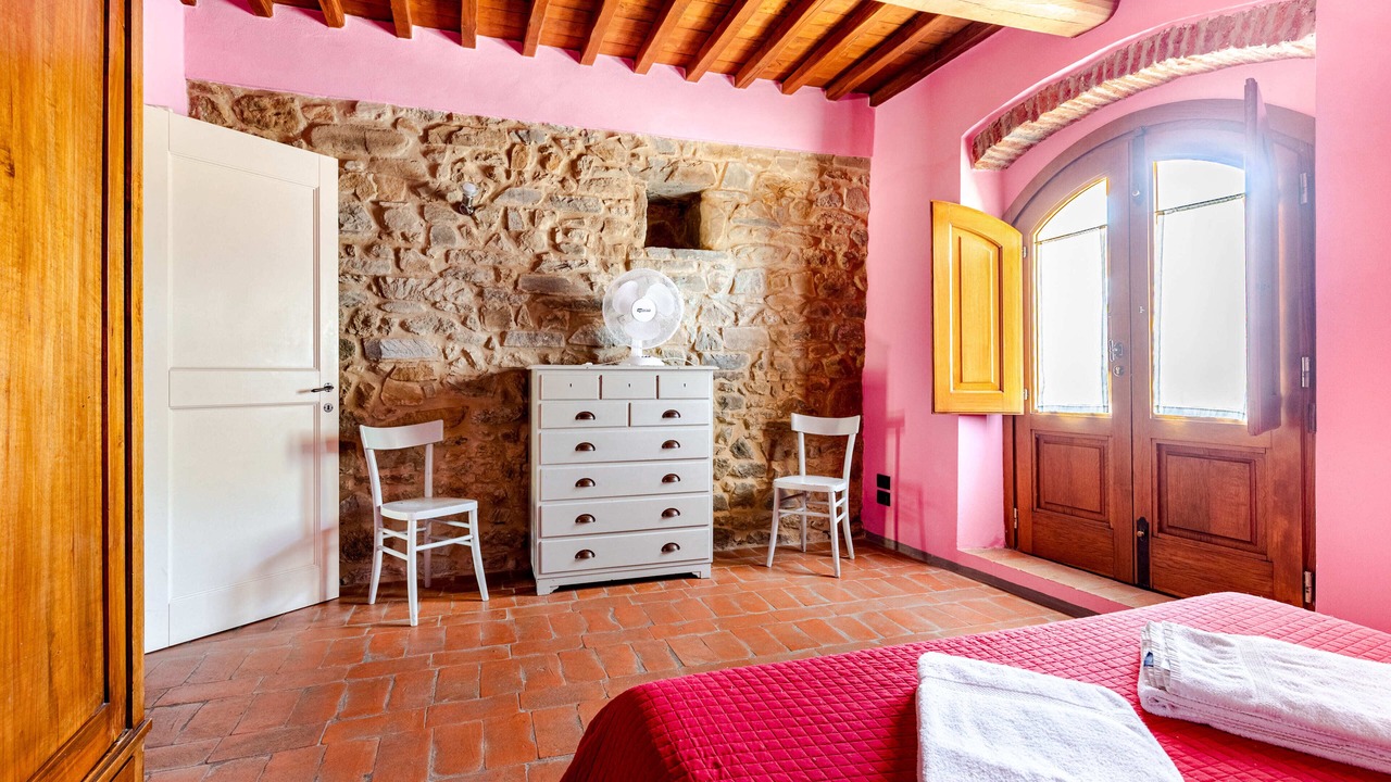 Photo of Bedroom in Castelfranco di Sopra