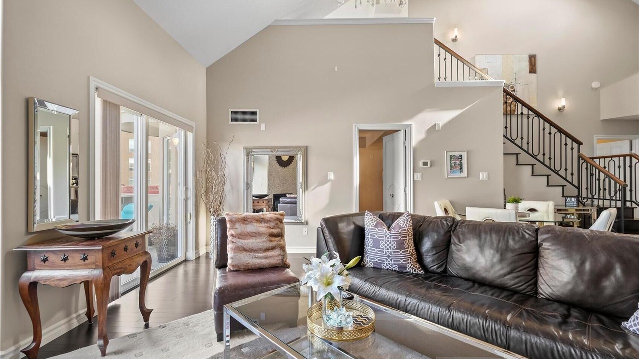 Photo of Livingroom in North End