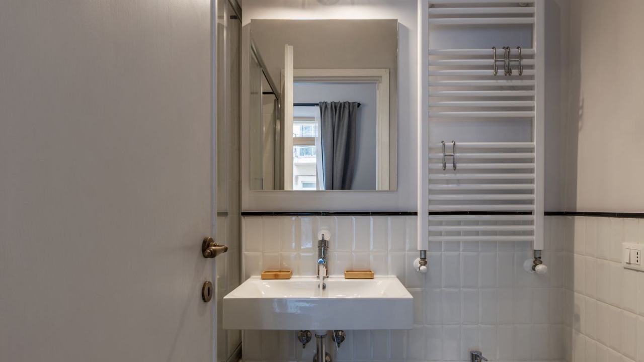 Photo of Bathroom in Rione XVI Ludovisi