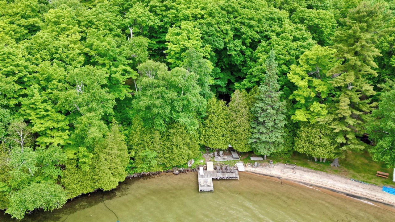 Photo of Outdoor in Utterson