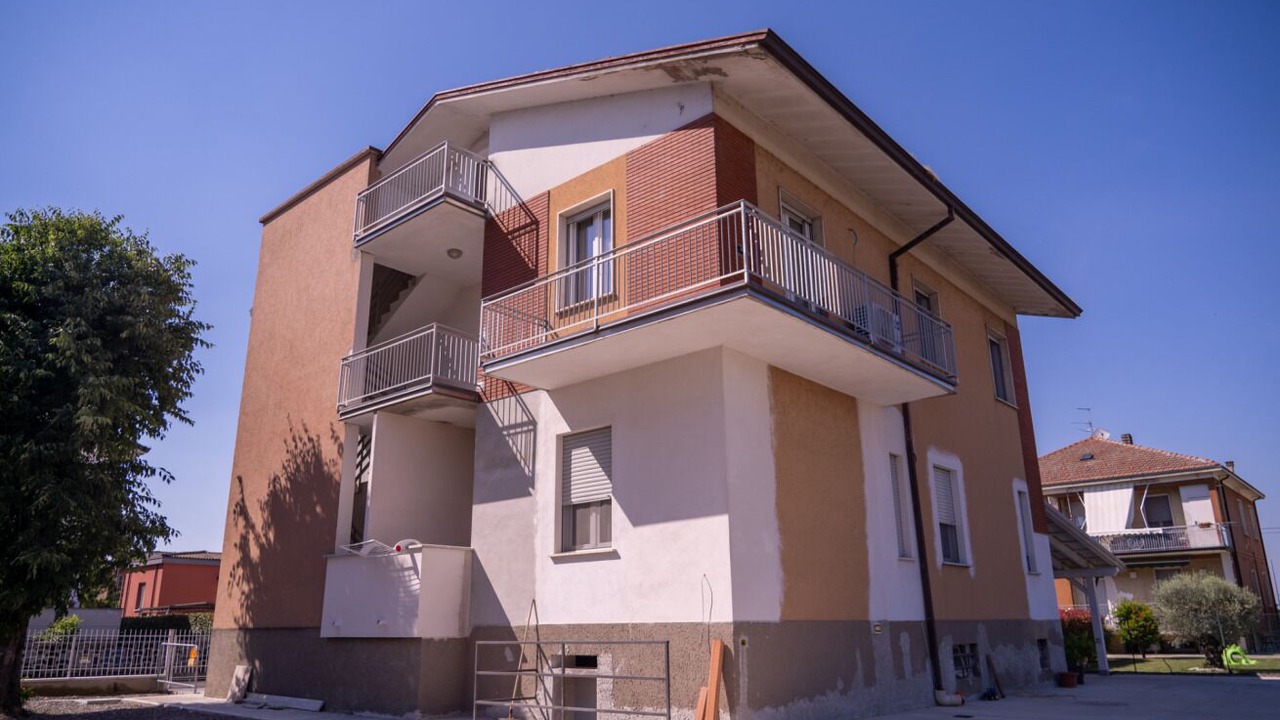 Photo of Outdoor in Quarto