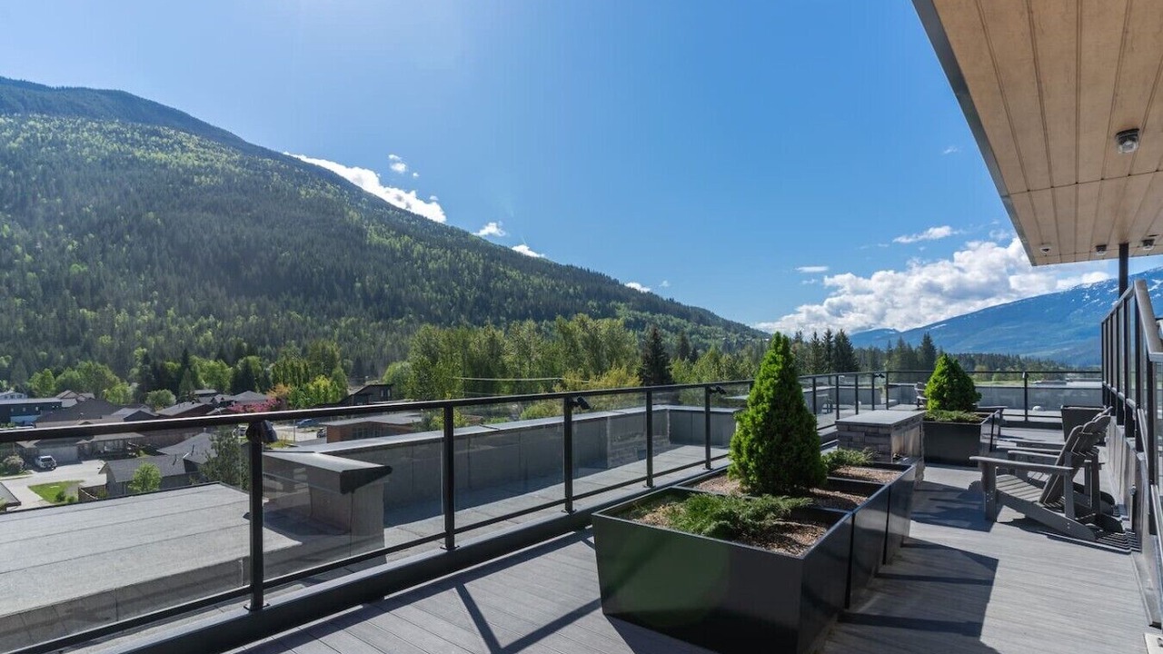 Photo of Patio Balcony in Revelstoke
