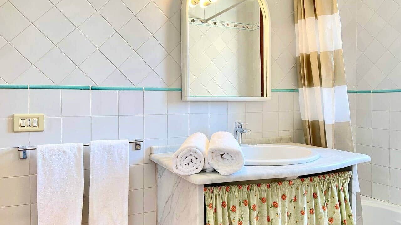Photo of Bathroom in Pantelleria