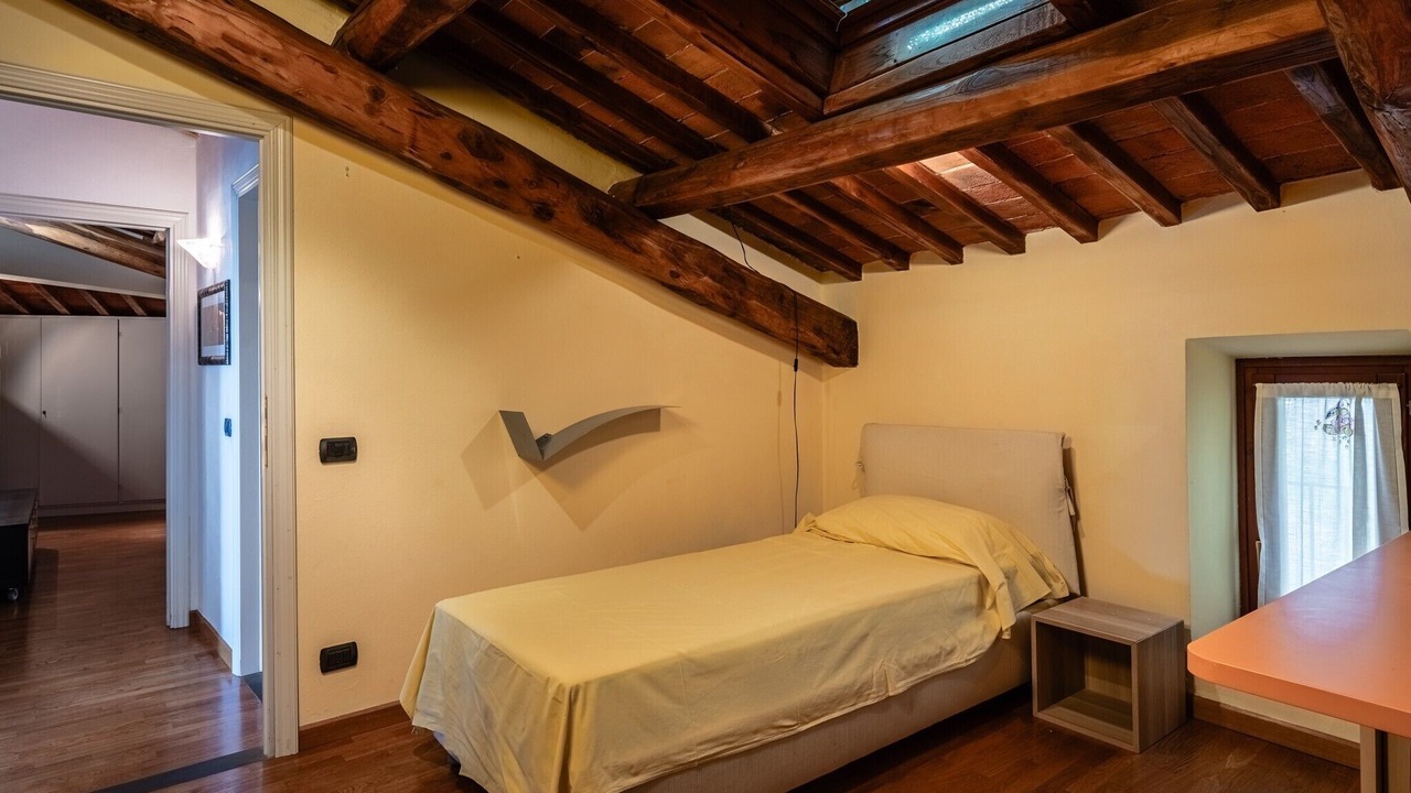 Photo of Bedroom in Uzzano