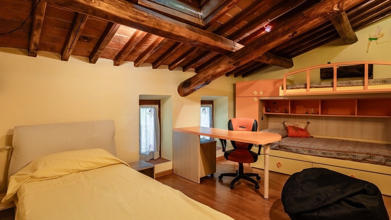 Photo of Bedroom in Uzzano