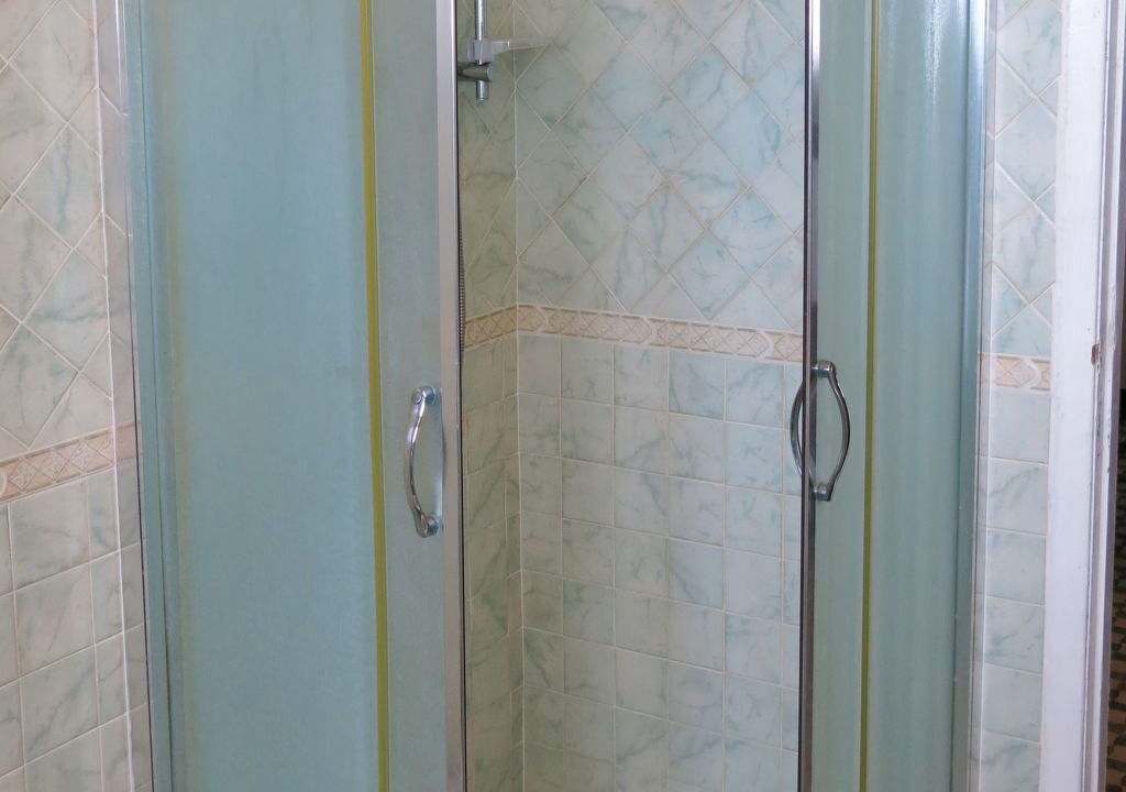 Photo of Bathroom in Riaci