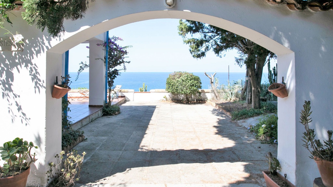 Photo of Others in Riaci