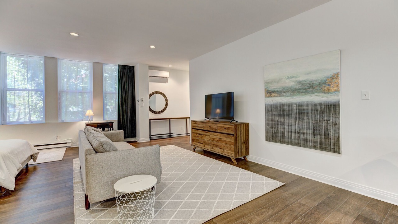Photo of Livingroom in Latin Quarter