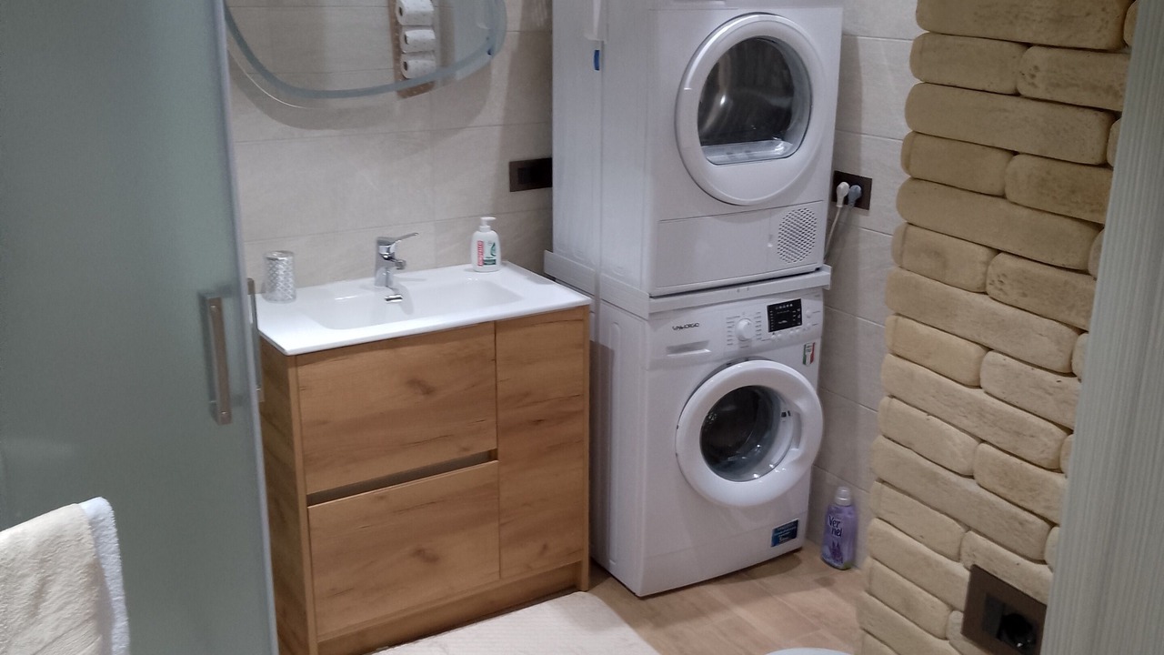 Photo of Bathroom in Gela
