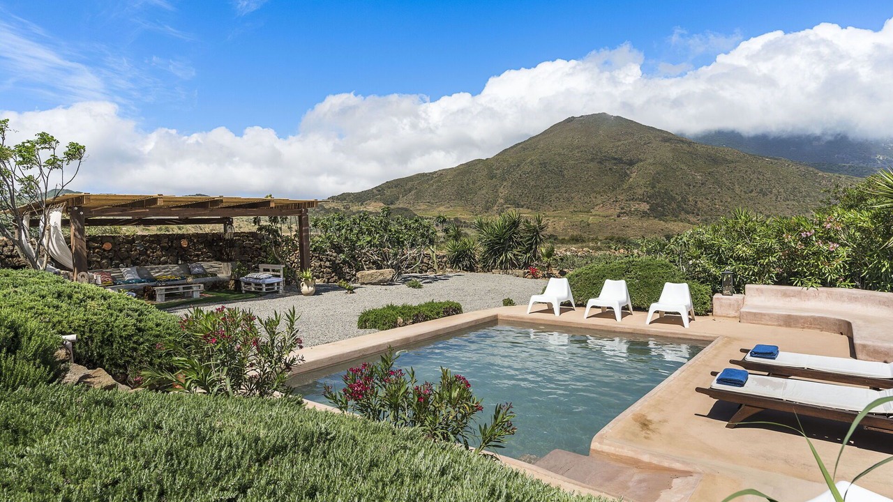 Photo of Others in Pantelleria