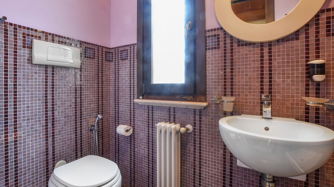 Photo of Bathroom in Partinico