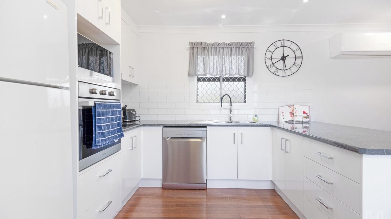 Photo of Kitchen in Kinka Beach