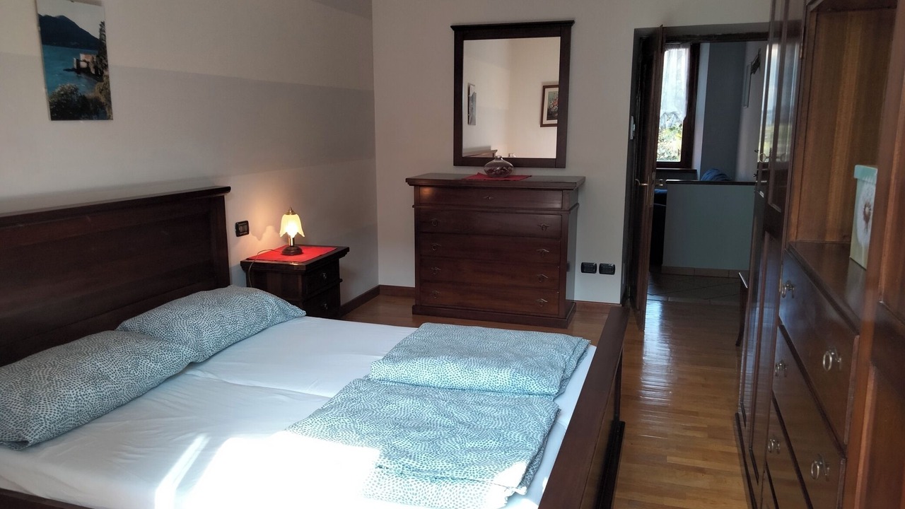 Photo of Bedroom in Cannobio