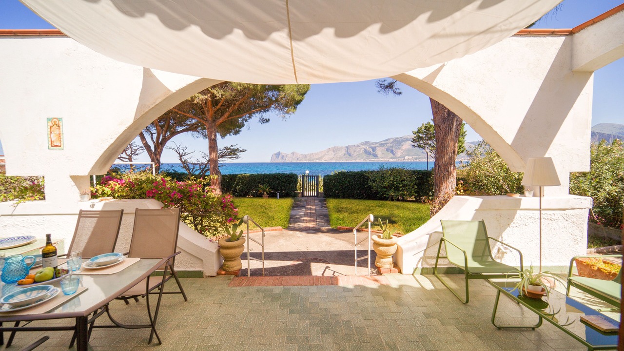 Photo of Outdoor in Carini