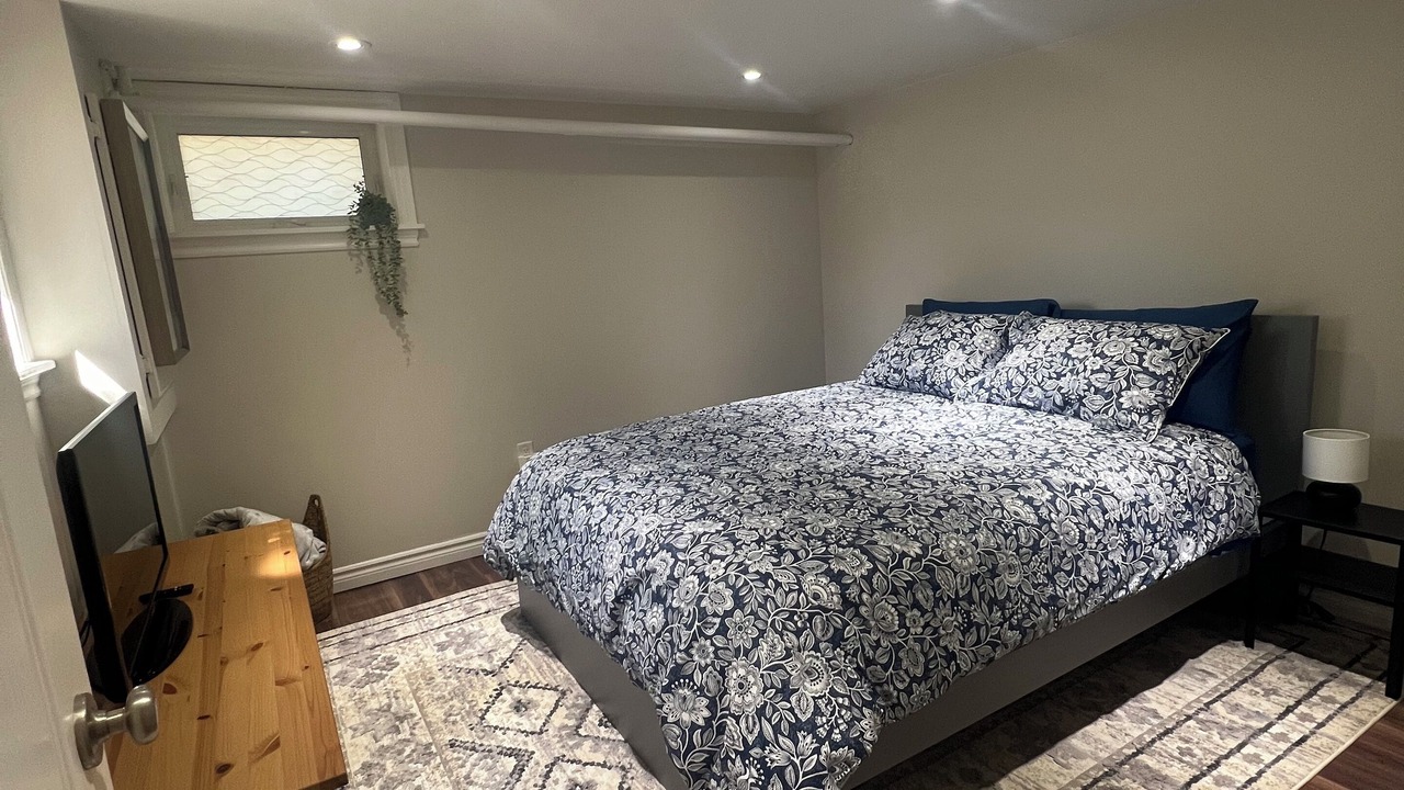 Photo of Bedroom in North End