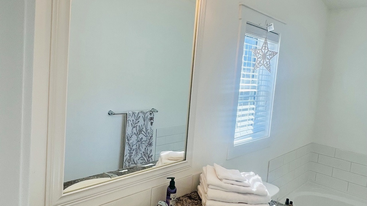 Photo of Bathroom in Okanagan-Similkameen