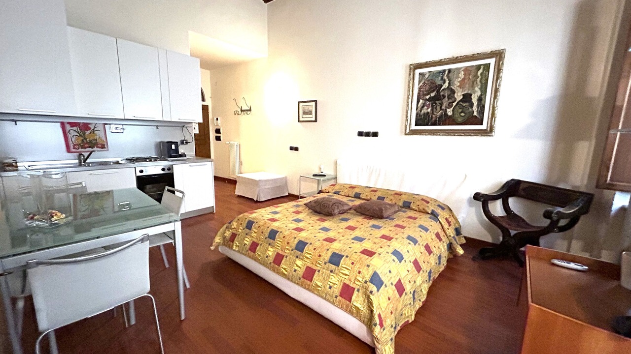 Photo of Bedroom in Arezzo