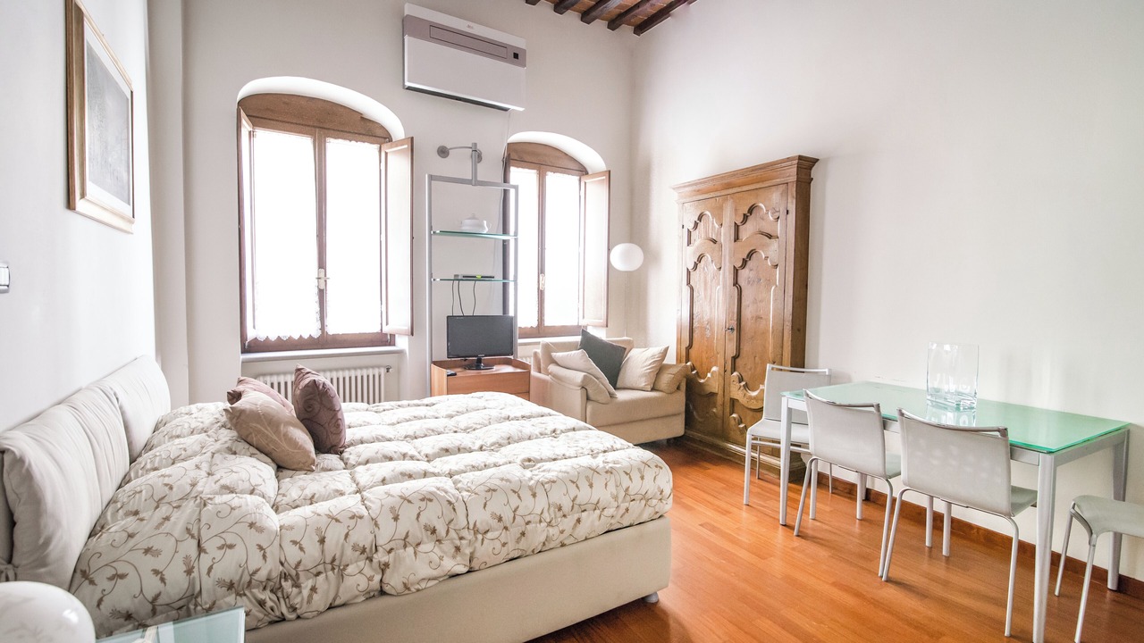 Photo of Bedroom in Arezzo