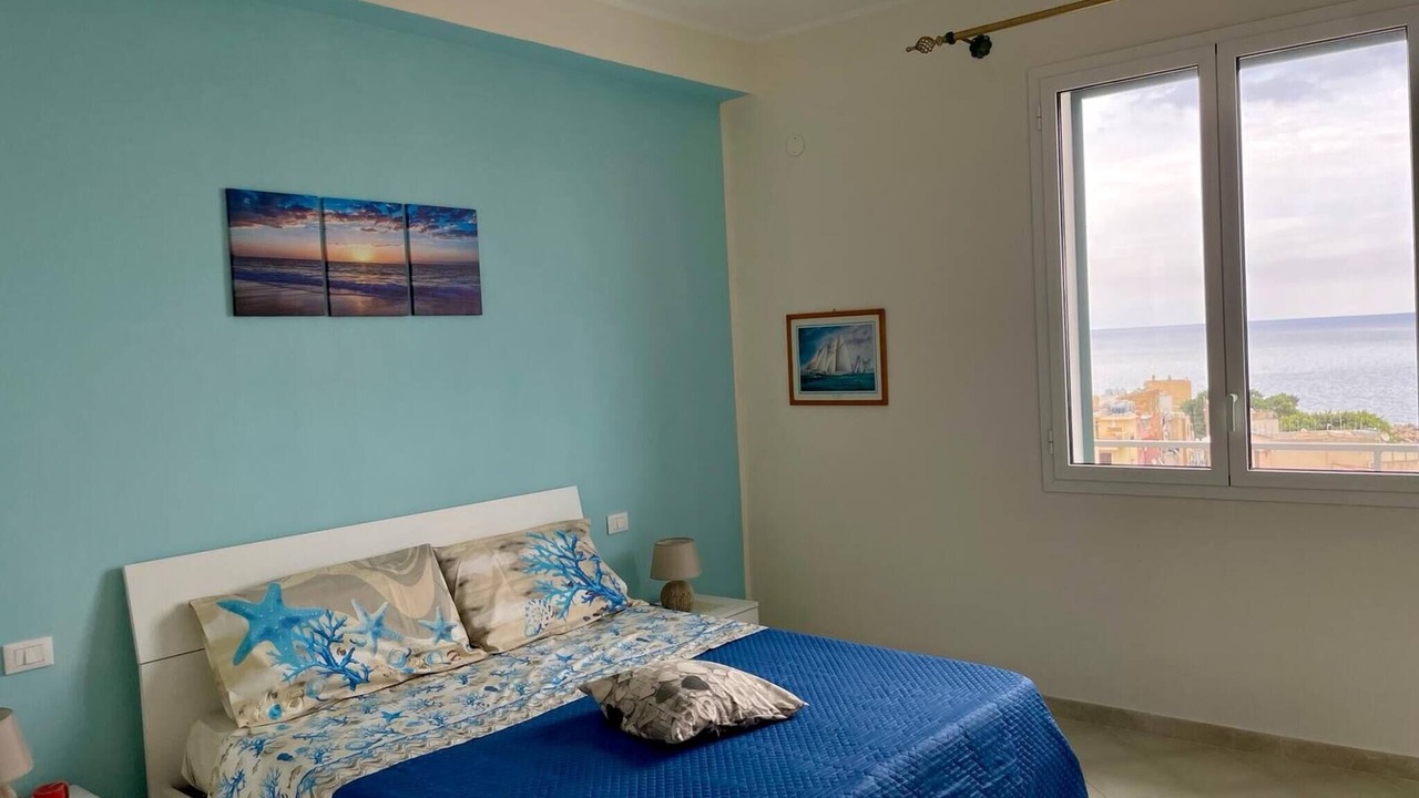 Photo of Bedroom in Porticello
