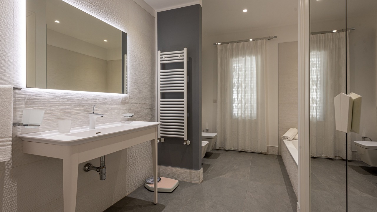 Photo of Bathroom in Campofelice di Roccella