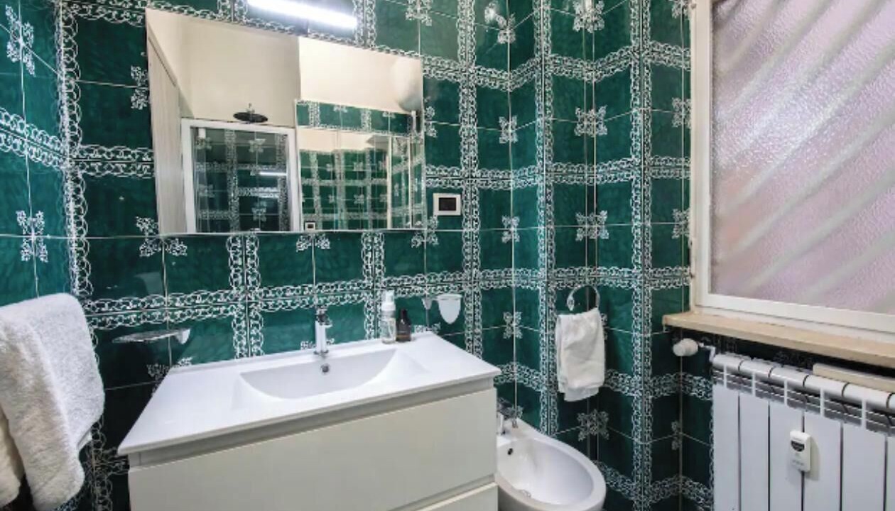 Photo of Bathroom in Quartiere XI Portuense