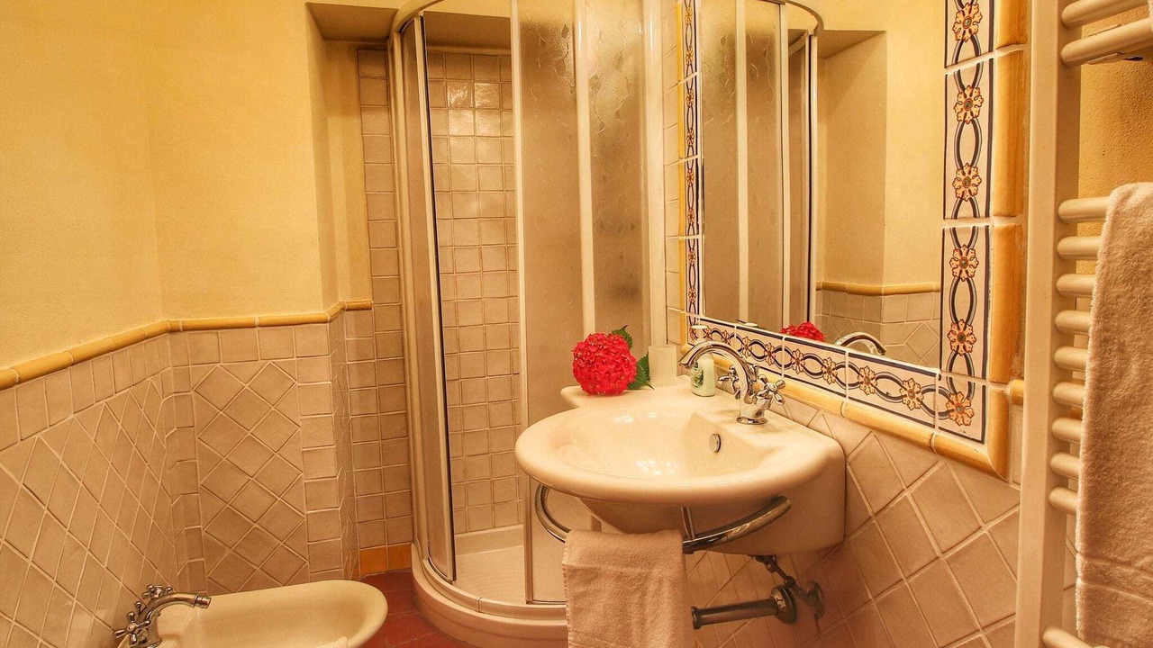 Photo of Bathroom in Loro Ciuffenna