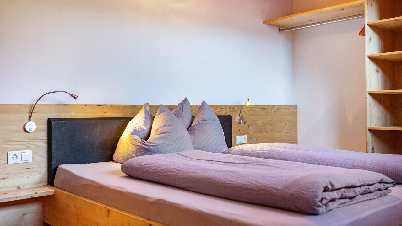 Photo of Bedroom in Luson