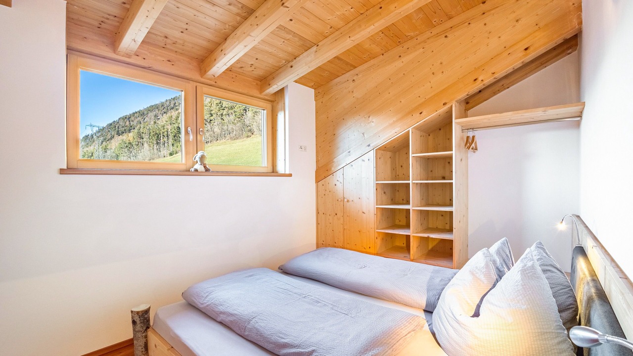 Photo of Bedroom in Luson