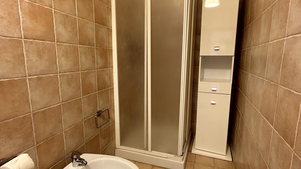Photo of Bathroom in Gela