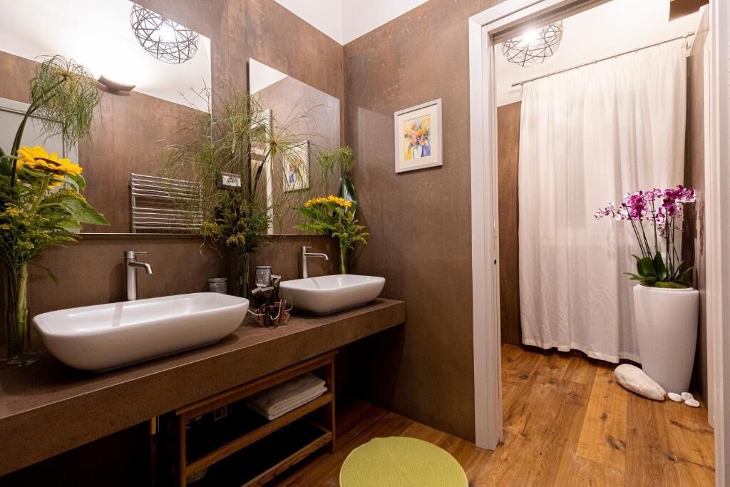 Photo of Bathroom in Trapani City Centre