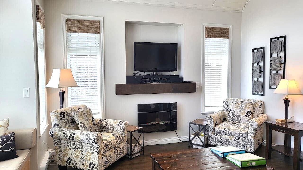 Photo of Livingroom in Osoyoos