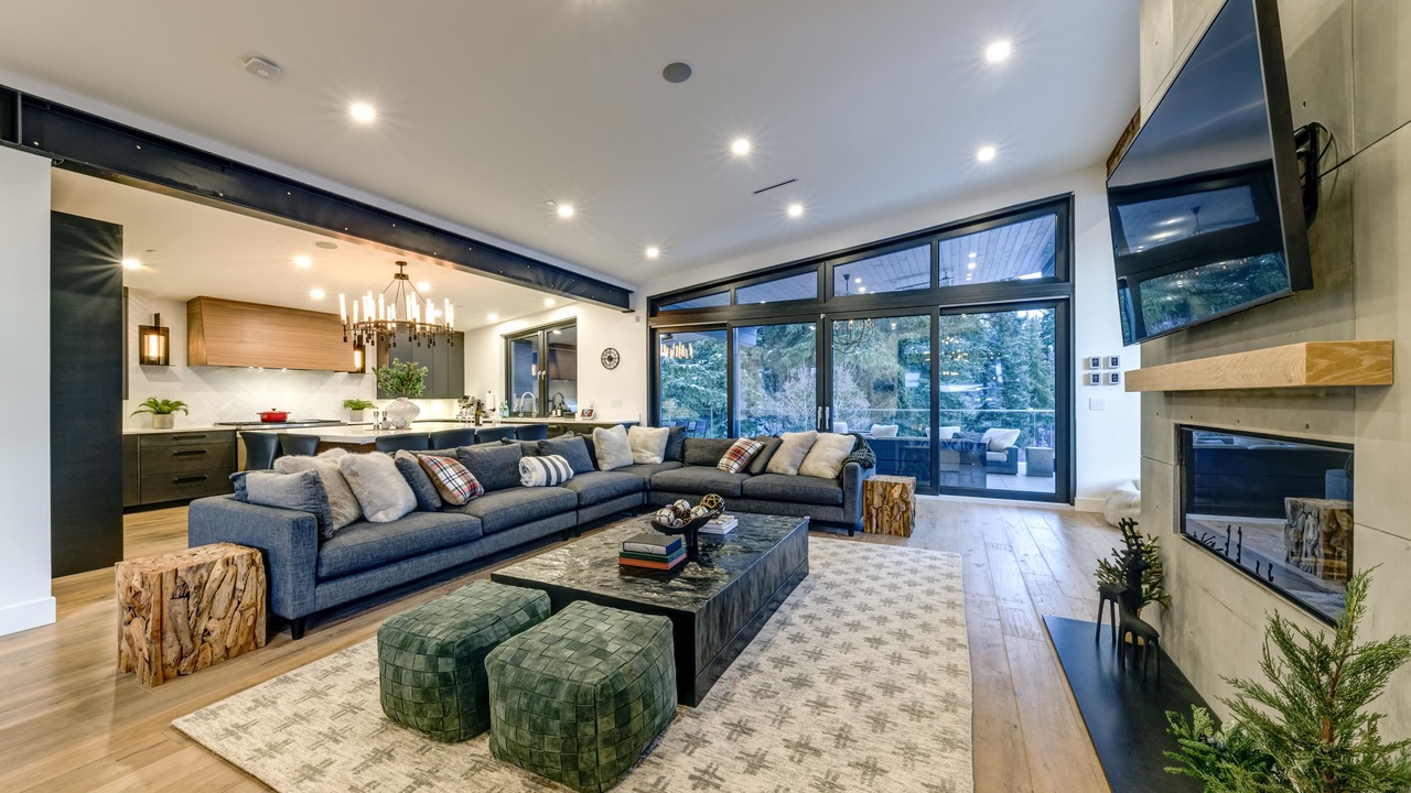 Photo of Livingroom in Whistler