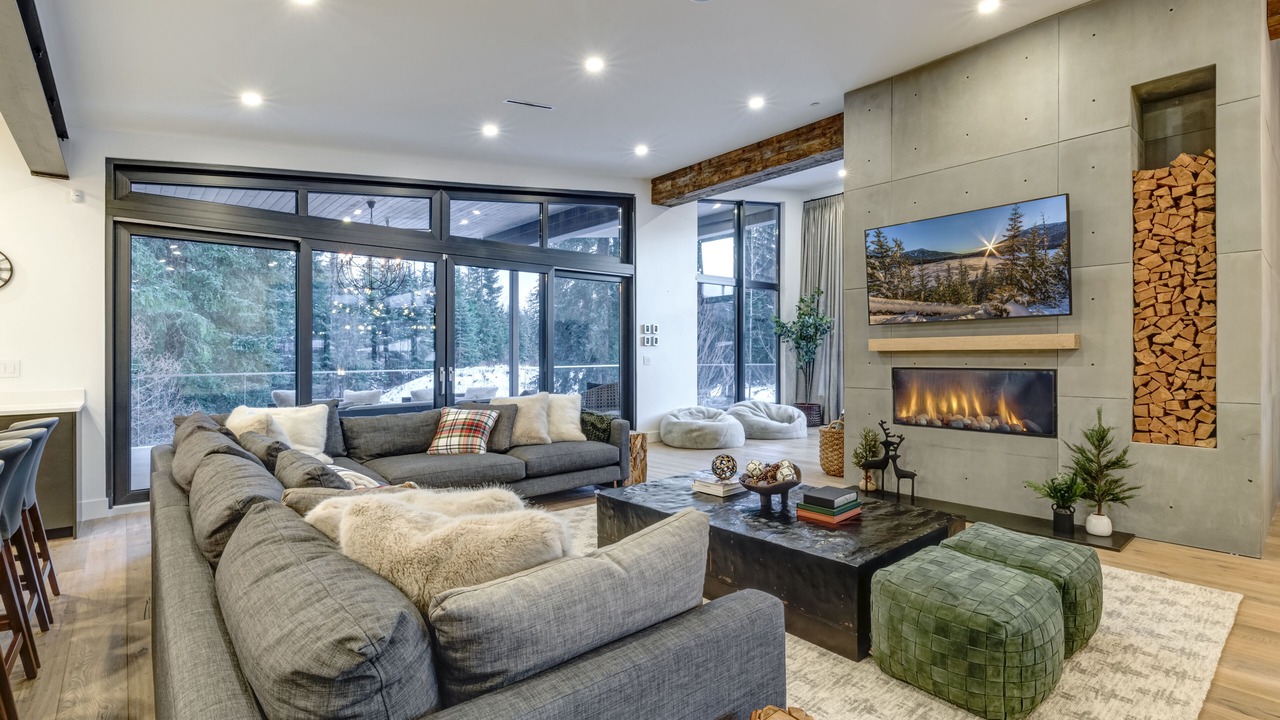 Photo of Livingroom in Whistler