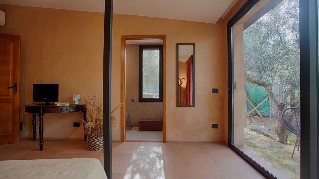 Photo of Bedroom in Castelluzzo
