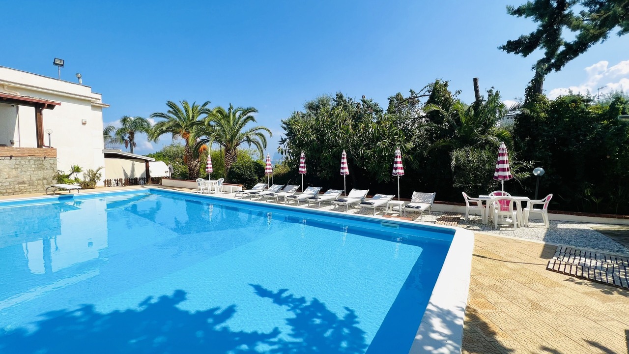 Photo of Outdoor in Carini