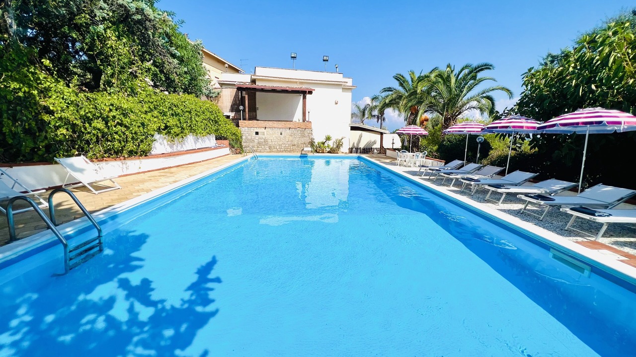 Photo of Outdoor in Carini