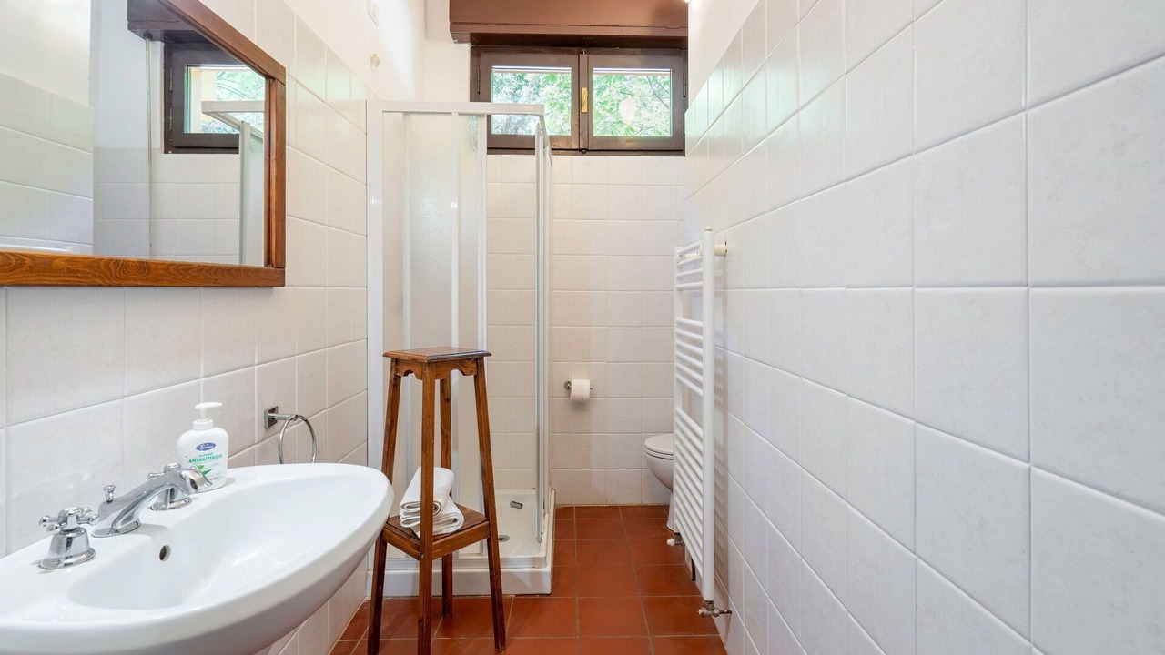 Photo of Bathroom in Chianni