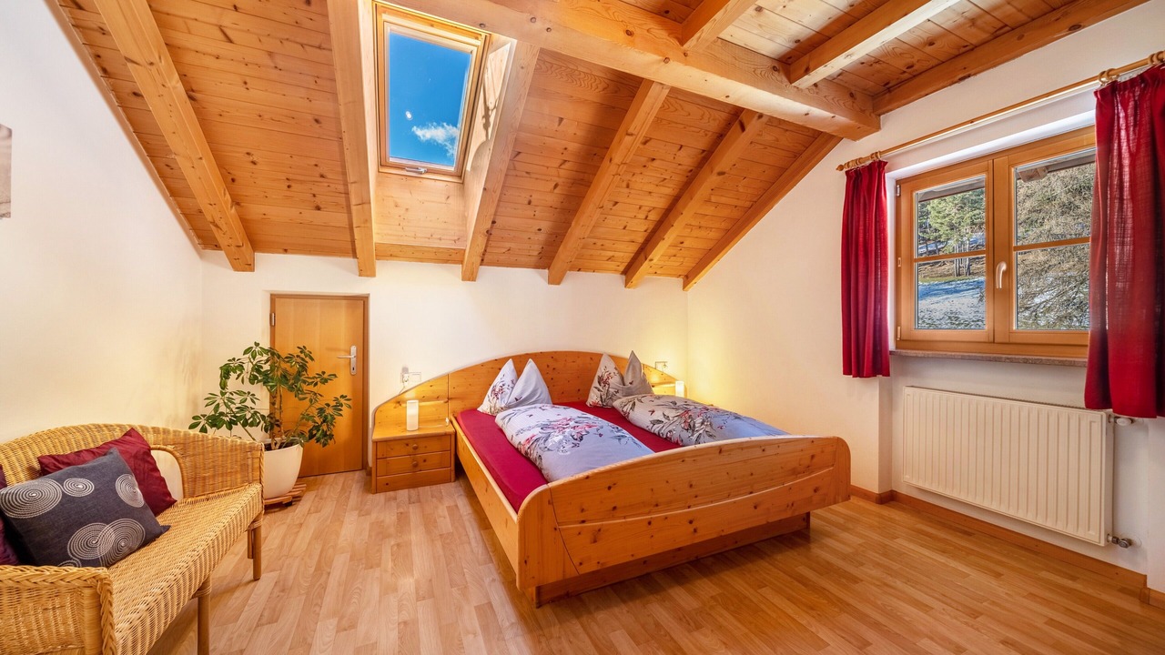 Photo of Bedroom in San Genesio Atesino
