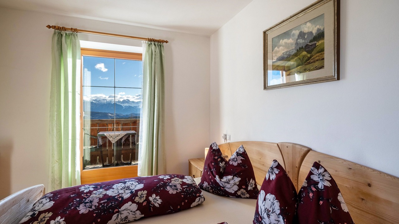 Photo of Bedroom in San Genesio Atesino