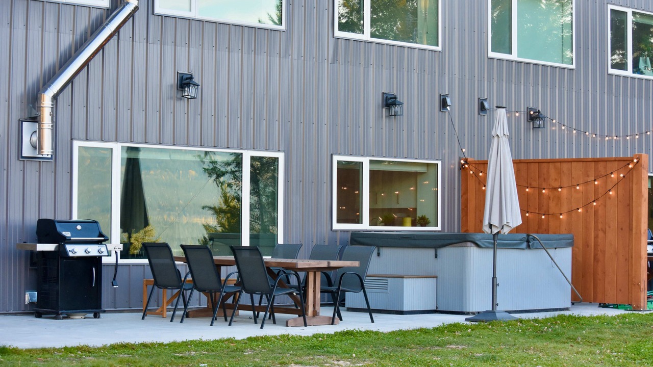 Photo of Outdoor in Golden