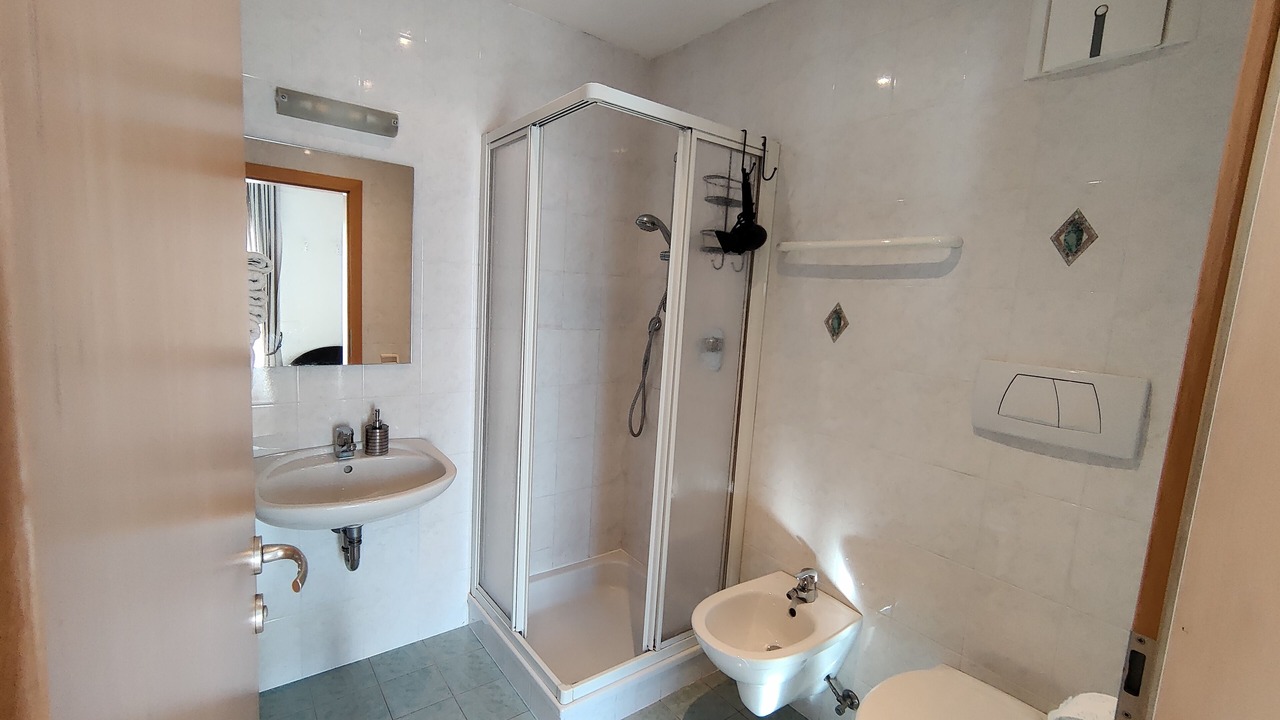 Photo of Bathroom in Naz