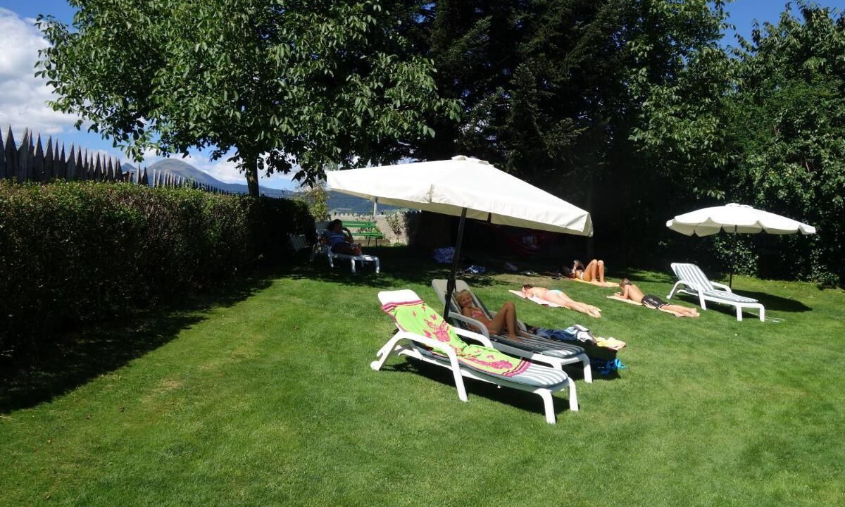 Photo of Outdoor in Naz