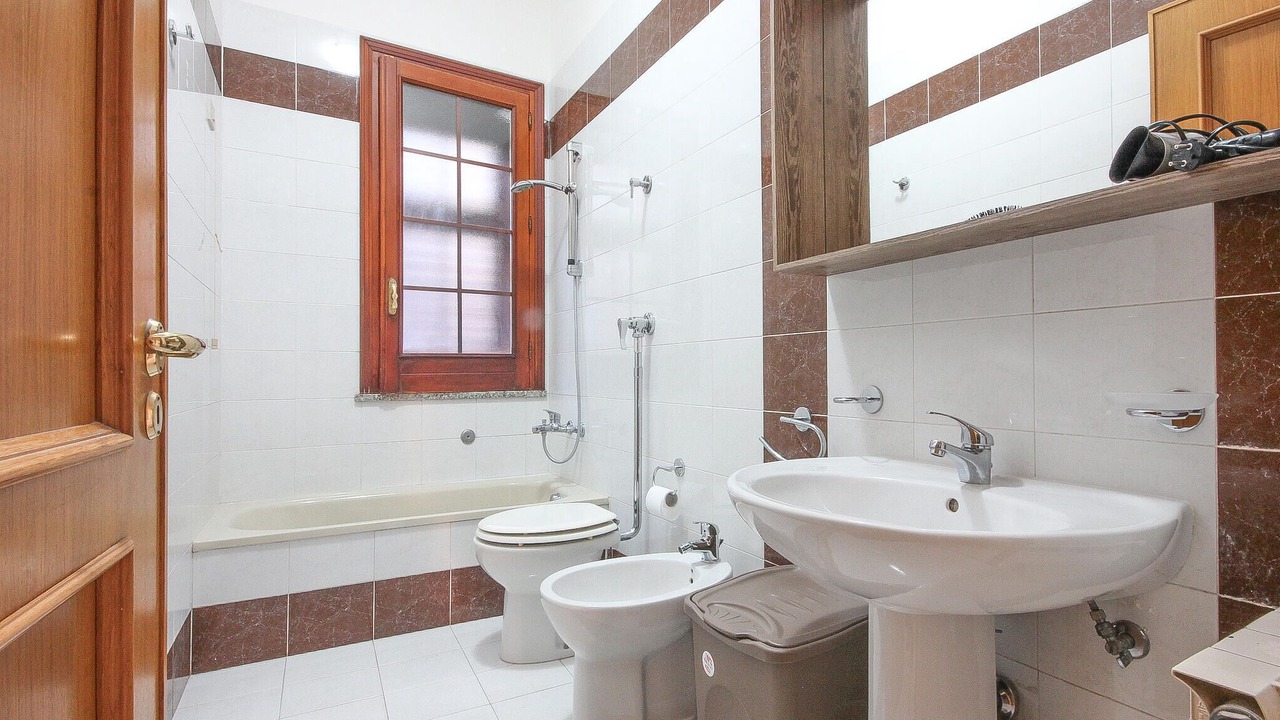 Photo of Bathroom in Menfi