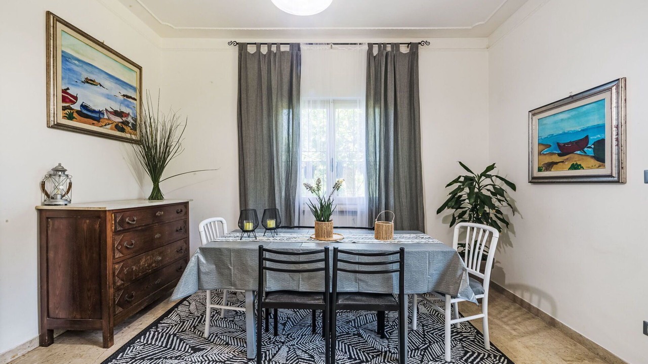 Photo of Bedroom in Capanne-Prato-Cinquale