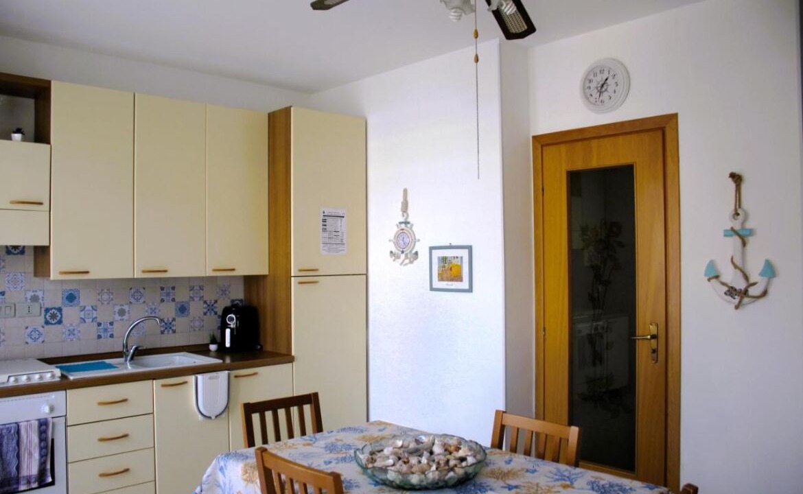 Photo of Kitchen in Campofelice di Roccella