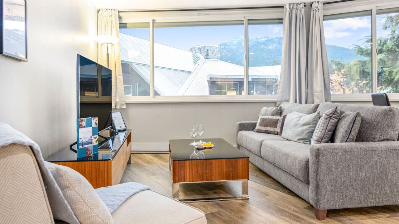 Photo of Livingroom in Whistler Village